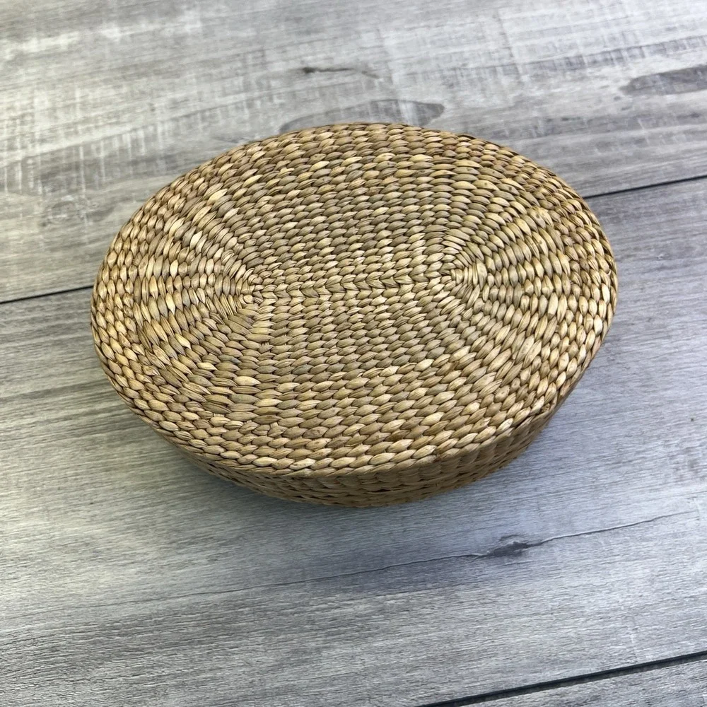 Sweet Grass Woven Basket with Lid 6x5x3x Vintage Primitive Natural Material